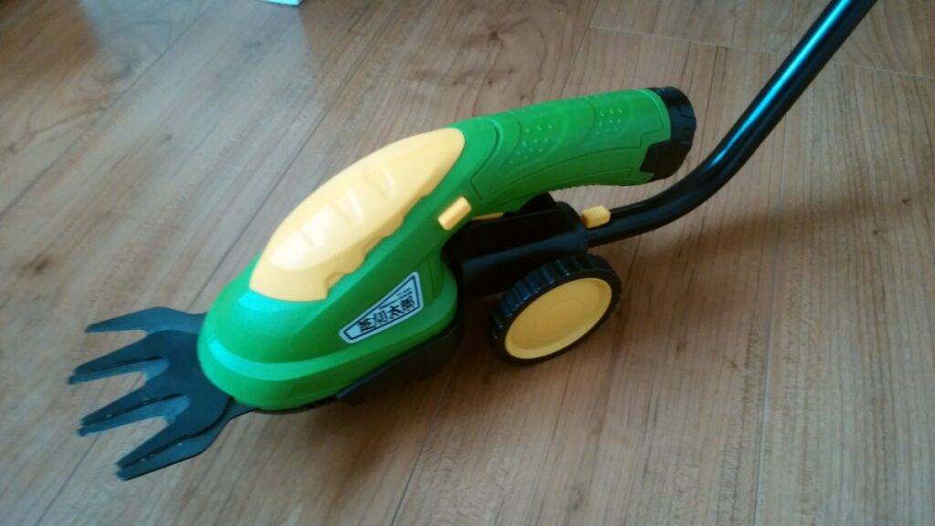 03diy-160731lawn03
