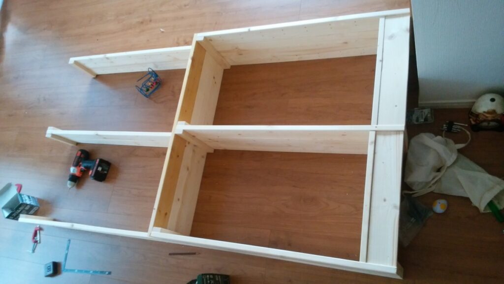 03diy-160813shelf15