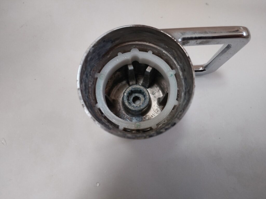 03diy-260928faucet01
