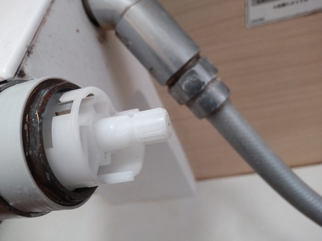 03diy-260928faucet08